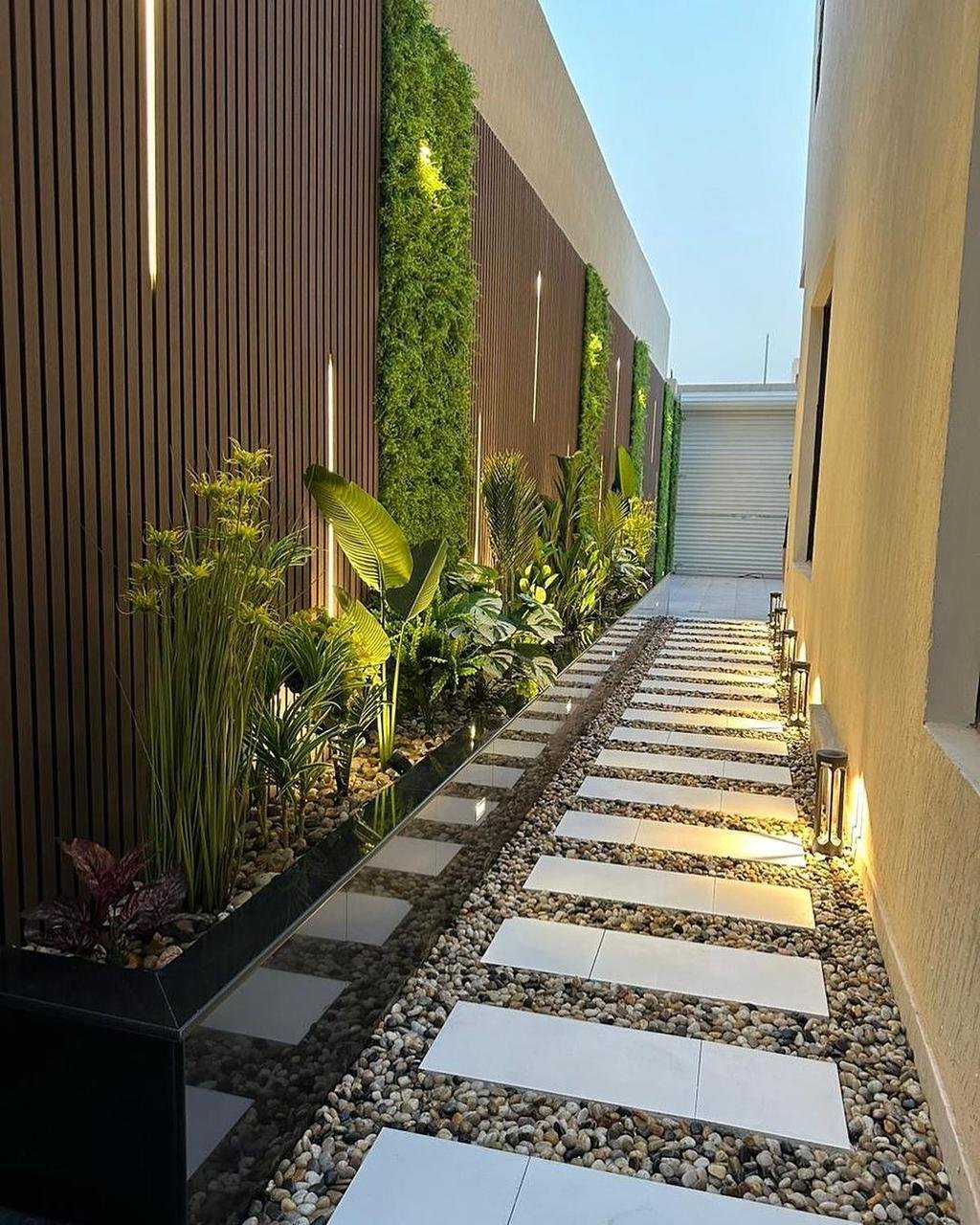 خيزران → بامبو، أثاث بامبو، رتان طبيعي جلسات خيزران → كراسي خيزران، صالون خيزران، كنبات بامبو أثاث خارجي → أثاث حدائق، فرش خارجي، تأثيث فناء فناء منزلي → تراس، بلكونة، شرفة حديقة → ساحة خارجية، حوش، باحة تصميم عصري → مودرن، ستايل حديث، طراز معاصر جودة عالية → خامات ممتازة، تصنيع متقن، متانة عالية